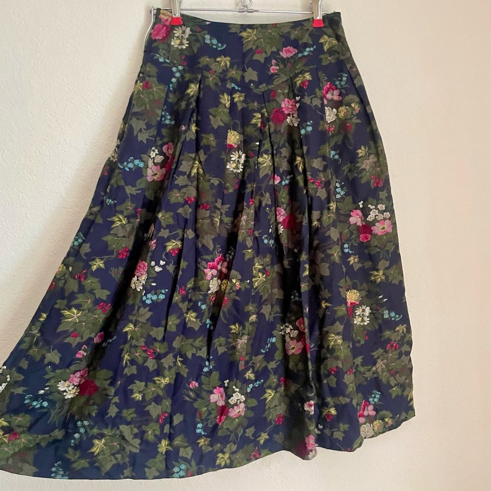 Herman Geist Vintage Floral Pleated Skirt with Pockets